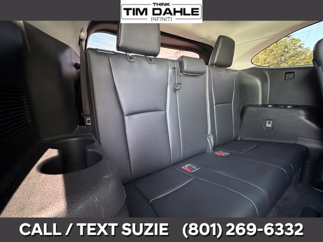 Used 2023 Toyota Highlander XLE AWD/4WD image 18