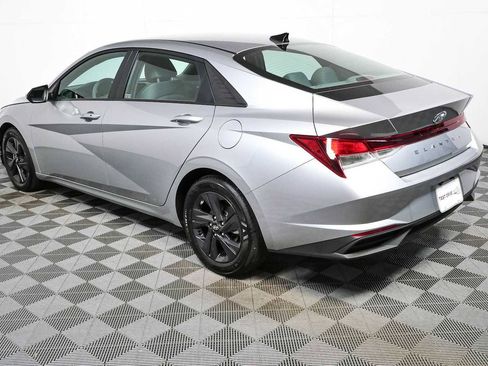 Used 2023 Hyundai Elantra SEL FWD image 25