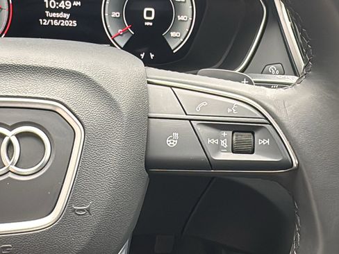 Certified 2025 Audi Q5 2.0T Premium image 24