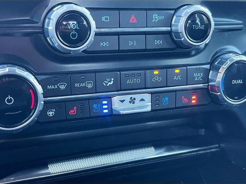 Used 2025 Ford F150 Lariat w/ Equipment Group 502A High AWD/4WD image 21