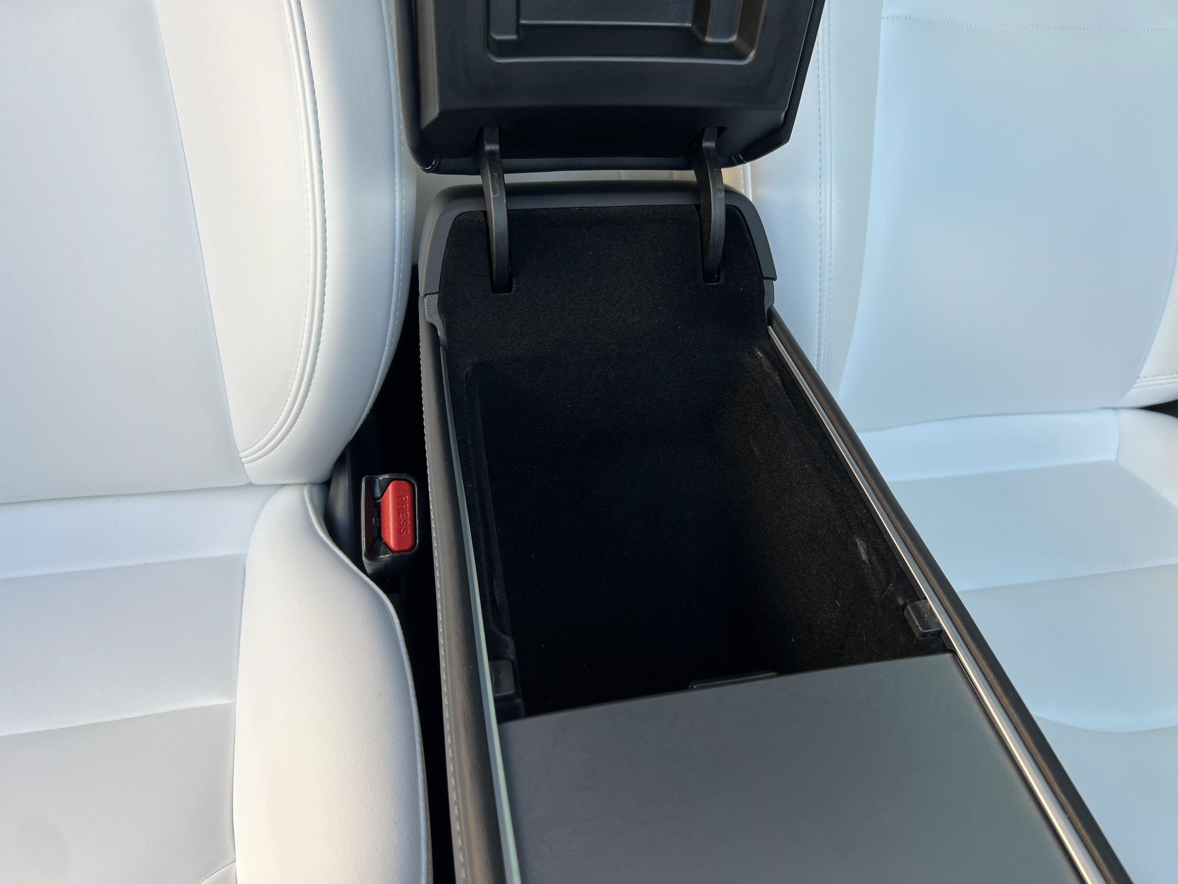 Used 2025 Tesla Model Y Performance AWD/4WD image 26