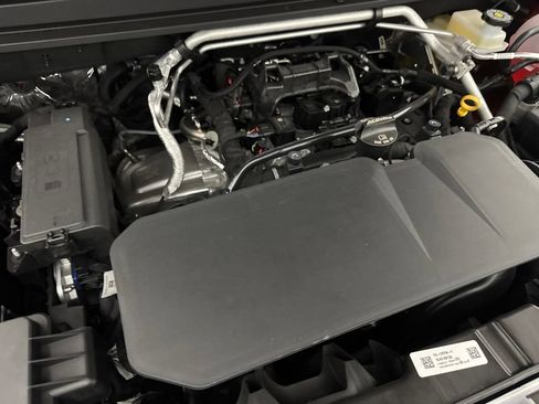 New 2026 GMC Canyon AT4 w/ Technology Plus Package AWD/4WD image 58