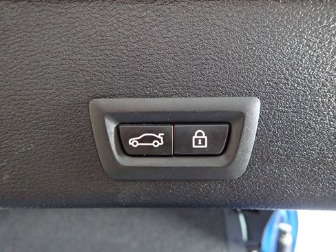 Used 2018 BMW X4 M40i image 19