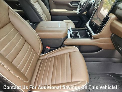 New 2026 GMC Yukon XL Denali Ultimate w/ LPO, Floor Liner Package AWD/4WD image 10