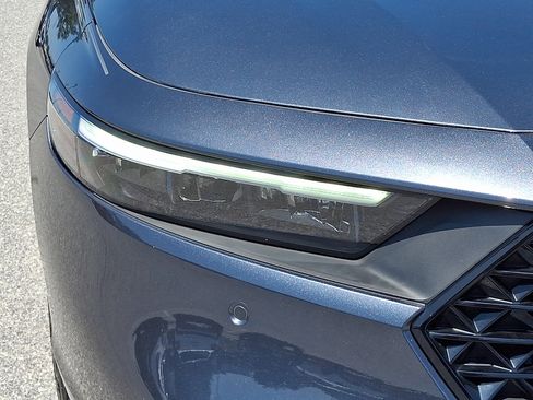 Used 2024 Honda Accord Touring image 10