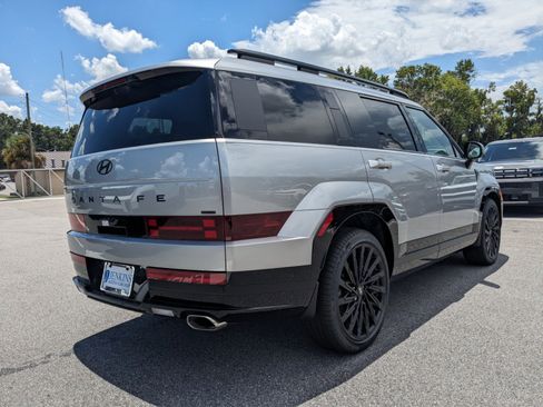 Used 2024 Hyundai Santa Fe Calligraphy image 3