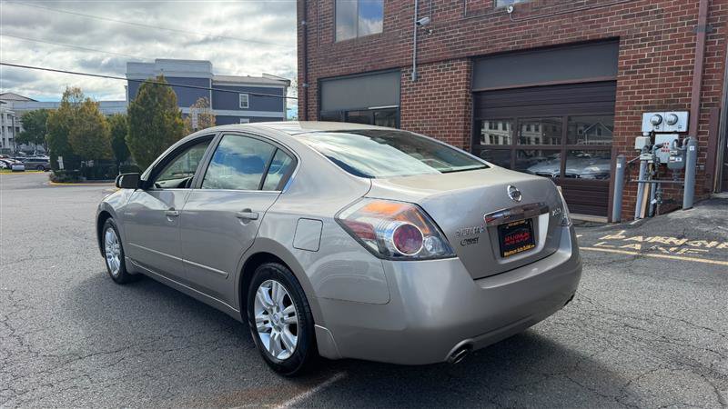 Used 2012 Nissan Altima 2.5 SL w/ 2.5SL Pkg FWD image 16