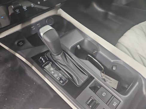 New 2026 Nissan Sentra SL w/ Floor Mat Package FWD image 23