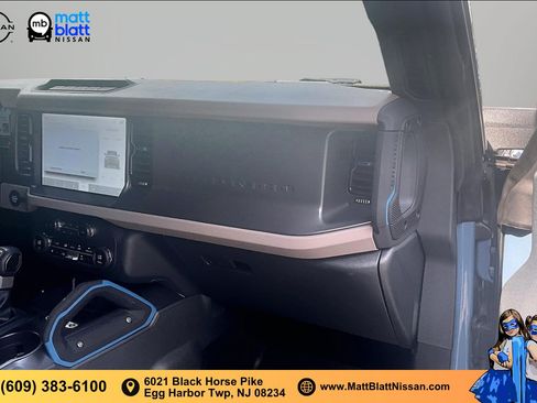 Used 2024 Ford Bronco Wildtrak AWD/4WD image 14