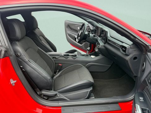 Used 2024 Ford Mustang Coupe RWD image 7