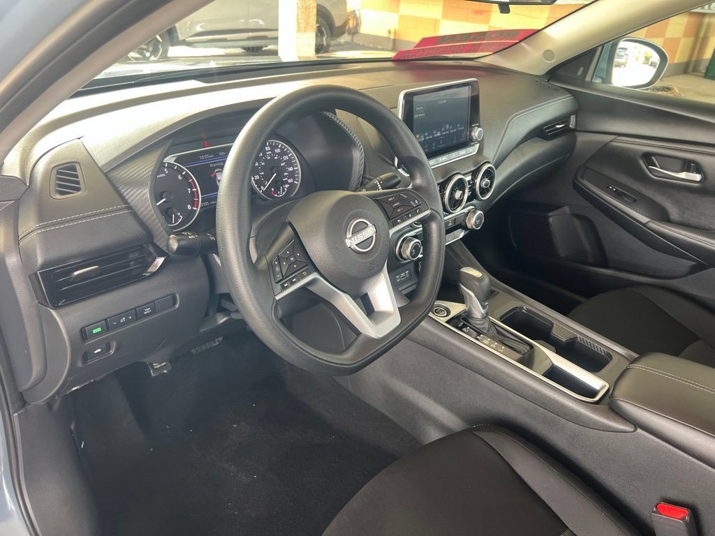 Certified 2024 Nissan Sentra SV w/ Trunk Package FWD image 6