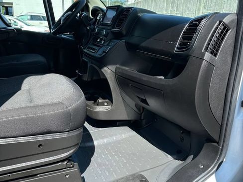 Used 2023 RAM ProMaster 2500 FWD image 25