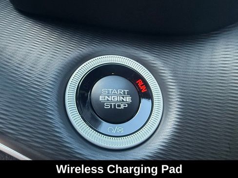 New 2025 Jeep Grand Cherokee L Altitude image 17