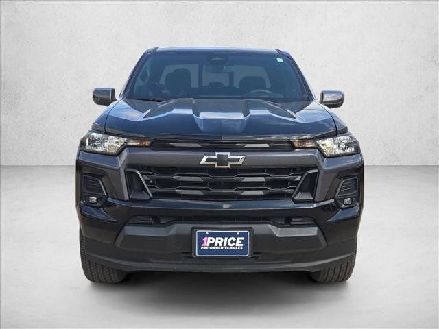 Used 2024 Chevrolet Colorado LT w/ LT Convenience Package RWD image 2