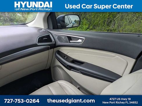 Used 2019 Ford Edge Titanium w/ Equipment Group 301A FWD image 20