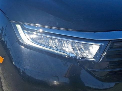 Certified 2023 Honda Odyssey EX-L image 9