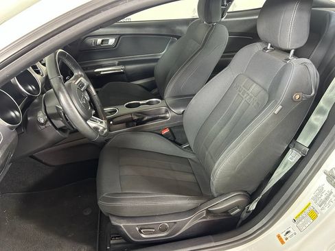 Used 2019 Ford Mustang GT w/ Equipment Group 301A RWD image 10