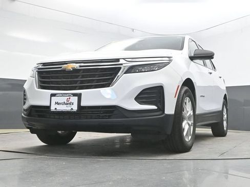 Used 2024 Chevrolet Equinox LS FWD image 37