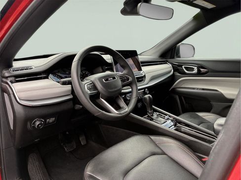 Used 2023 Jeep Compass Limited AWD/4WD image 16