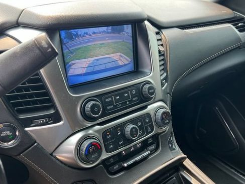 Used 2020 Chevrolet Tahoe Premier AWD/4WD image 17