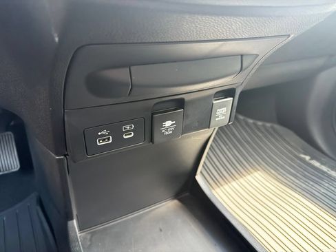Certified 2025 Honda Odyssey Elite image 36