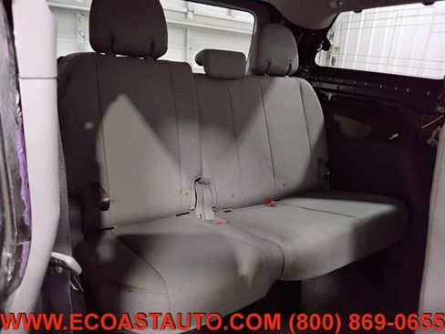 Used 2015 Toyota Sienna XLE w/ XLE Navigation Package image 17