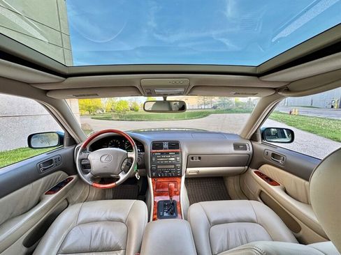 Used 2000 Lexus LS 400 RWD image 13