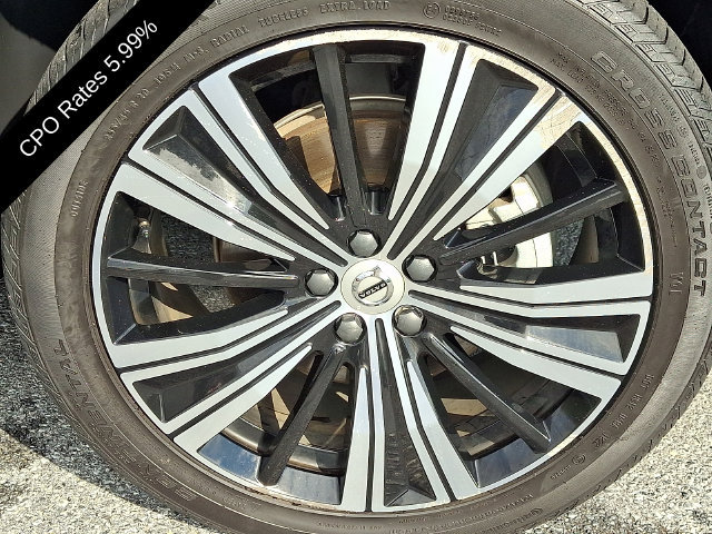 Certified 2023 Volvo XC60 B5 Plus AWD/4WD image 10