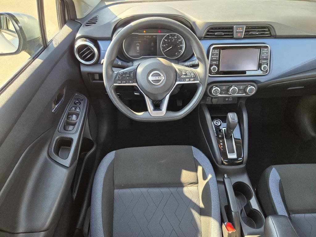 Used 2025 Nissan Versa SV FWD image 13