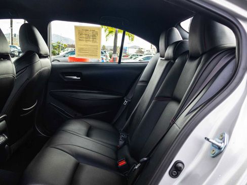 Used 2025 Toyota Corolla SE image 15