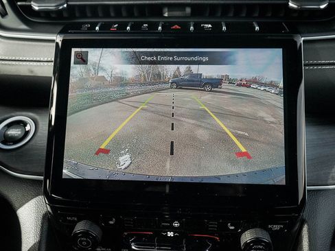 New 2025 Jeep Grand Cherokee Limited w/ Trailer Tow Package image 24