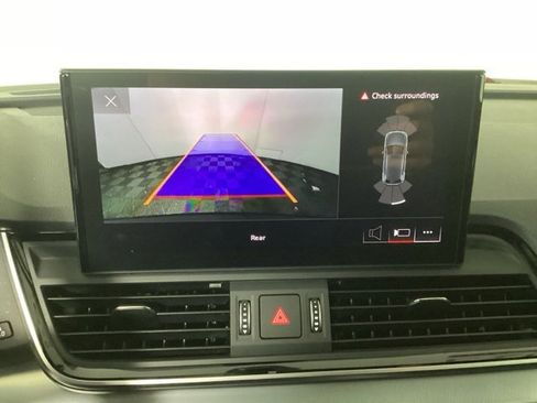 Certified 2025 Audi Q5 2.0T Premium image 24