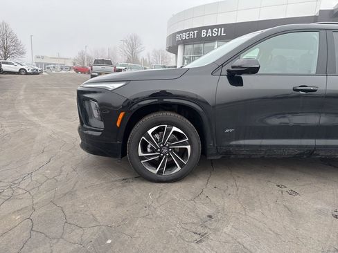 New 2026 Buick Enclave Sport Touring w/ Power Package image 5