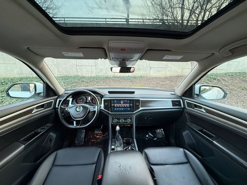 Used 2018 Volkswagen Atlas SEL AWD/4WD image 19