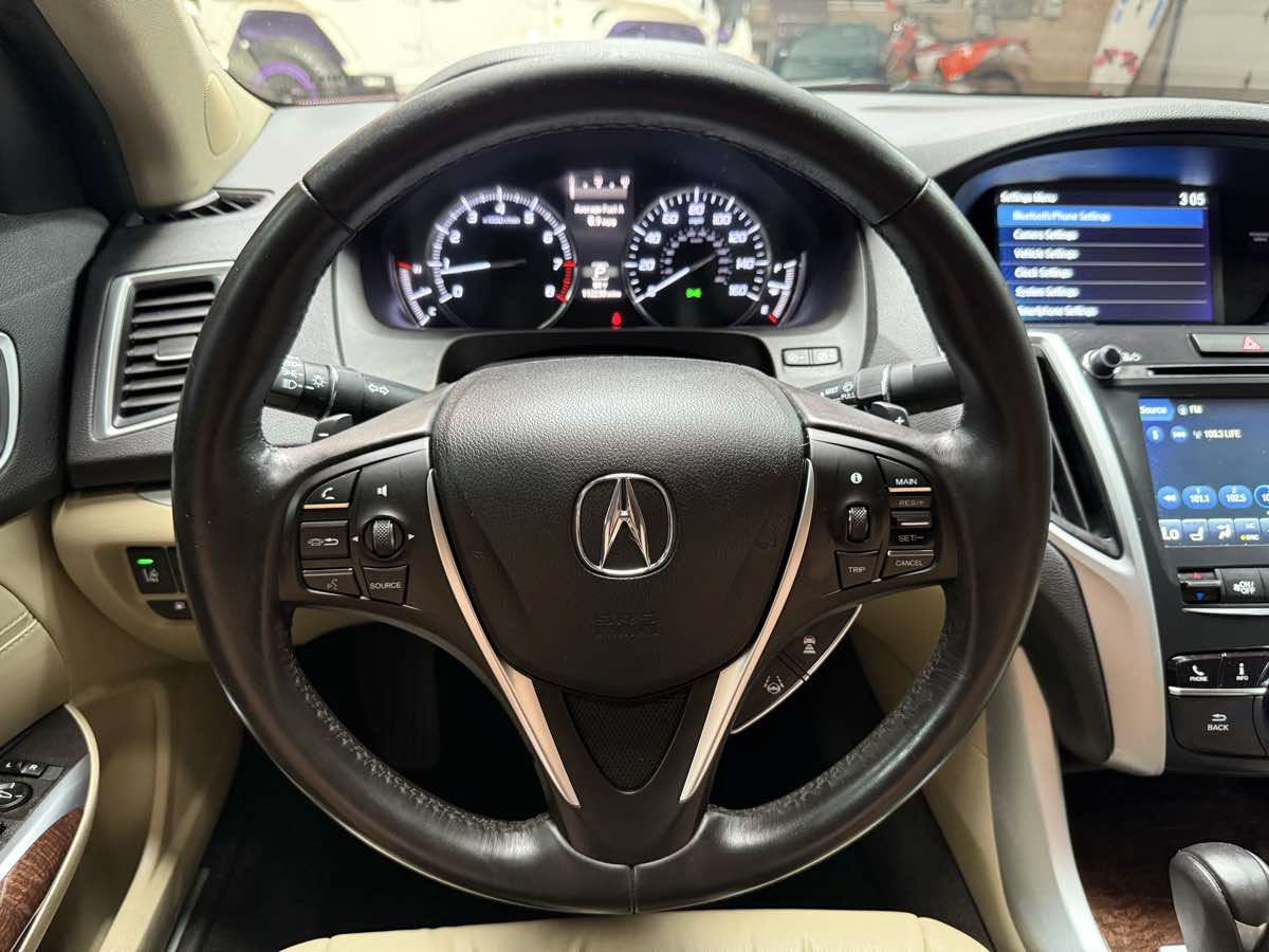 Used 2018 Acura TLX FWD image 12