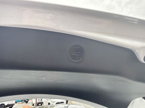 Used 2023 Tesla Model 3 Standard Range RWD image 8