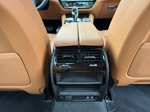 Used 2023 BMW 530i w/ M Sport Package image 30