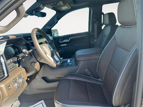 New 2026 GMC Sierra 1500 Denali w/ Denali Reserve Package image 9