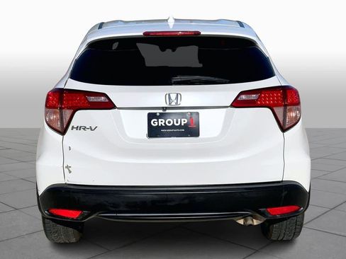 Used 2016 Honda HR-V LX image 4