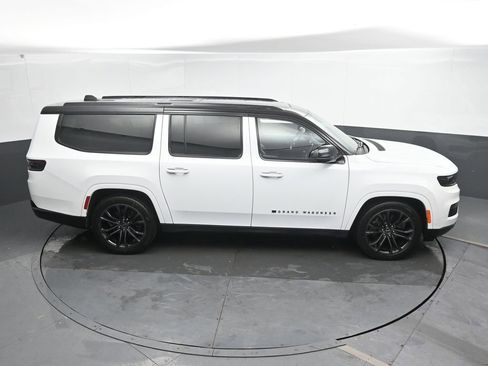 Used 2024 Jeep Grand Wagoneer L Series II w/ Quick Order Packagew 28T AWD/4WD image 35