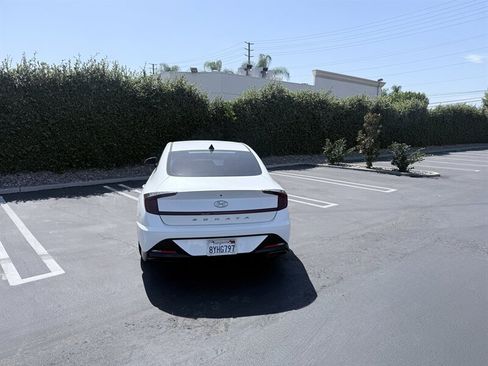 Used 2022 Hyundai Sonata SEL FWD image 11