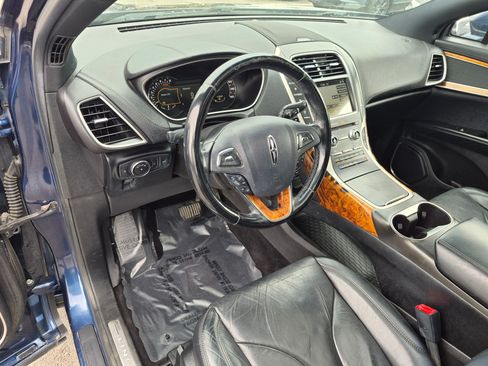 Used 2017 Lincoln MKX Reserve w/ Lincoln MKX Climate Package AWD/4WD image 16