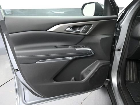 New 2026 Chevrolet Traverse LT w/ Midnight/Sport Edition image 16