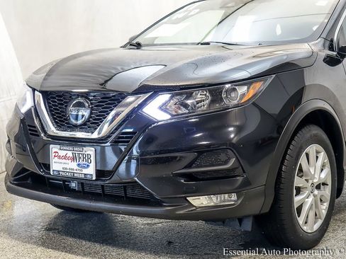 Used 2021 Nissan Rogue Sport SV image 4