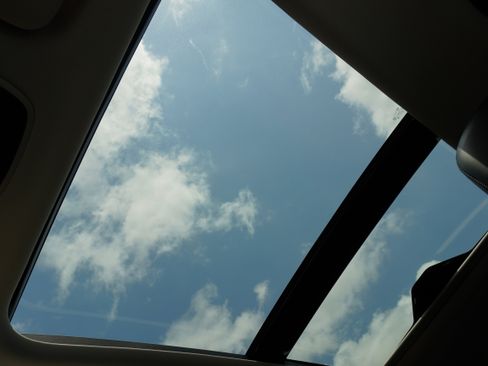 Used 2021 INFINITI QX50 Essential w/ Convenience Package image 18