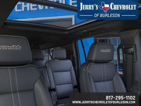 New 2026 Chevrolet Suburban High Country AWD/4WD image 26