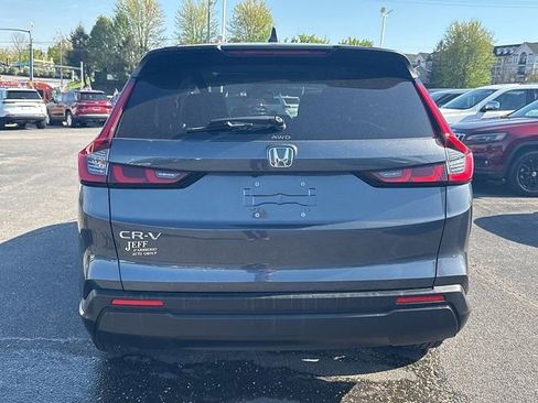 Used 2023 Honda CR-V EX image 7