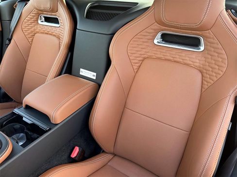 New 2024 Jaguar F-TYPE R image 17