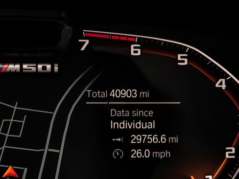 Used 2022 BMW X5 M50i w/ Executive Package image 18