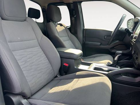 Used 2022 Nissan Frontier S RWD image 15